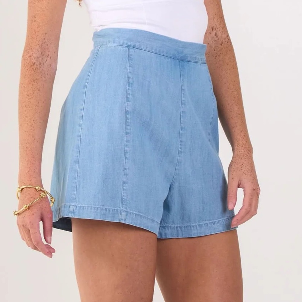 Emily McCarthy Tailored shorts in Denim
